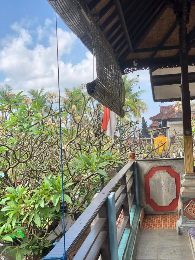 פדנגבאי Kayuna Homestay מראה חיצוני תמונה