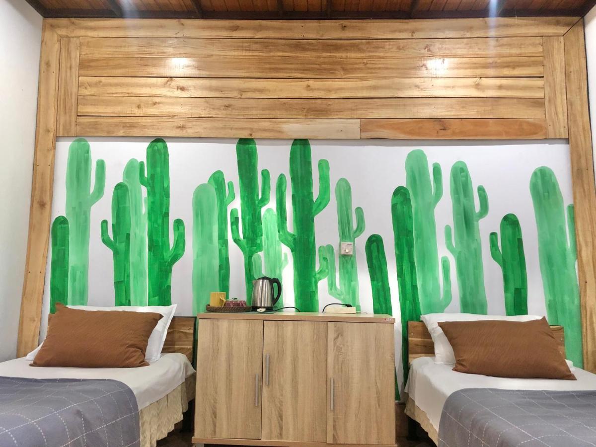 פדנגבאי Kayuna Homestay מראה חיצוני תמונה